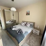 Harmony Apartment- 4 People- New Modern Flat-by The Sea Apartamento *
