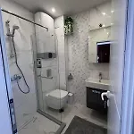 Harmony Apartment- 4 People- New Modern Flat-by The Sea Apartamento