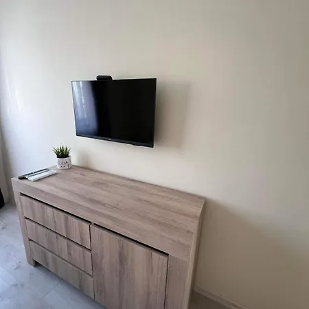 Appartement Harmony Apartment- 4 People- New Modern Flat-by The Sea *