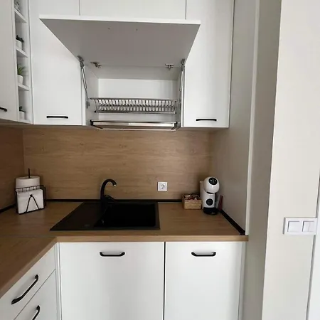 Harmony Apartment- 4 People- New Modern Flat-by The Sea * Varna