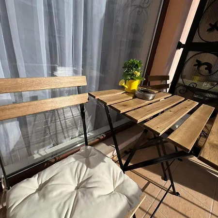 Harmony Apartment- 4 People- New Modern Flat-by The Sea Varna
